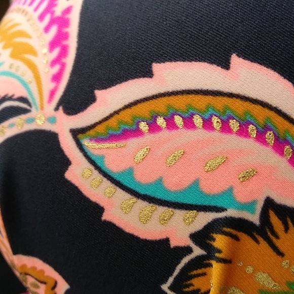 Share & Shore Navy Peach Floral Halter Bikini Top Size 36DD - Picture 7 of 10